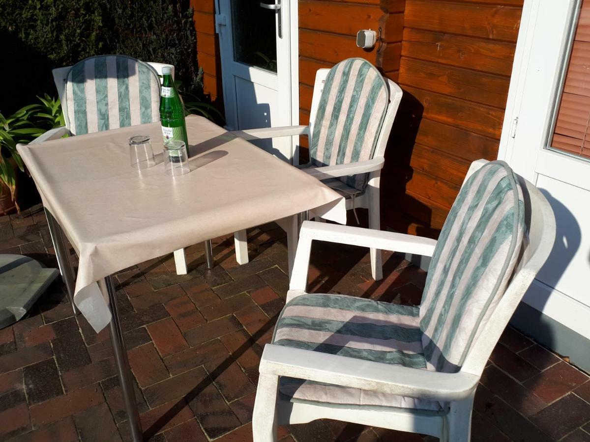 Preisbewusste Ferienwohnung Fuer 2 Personen U. Kleinkind Utarp Esterno foto