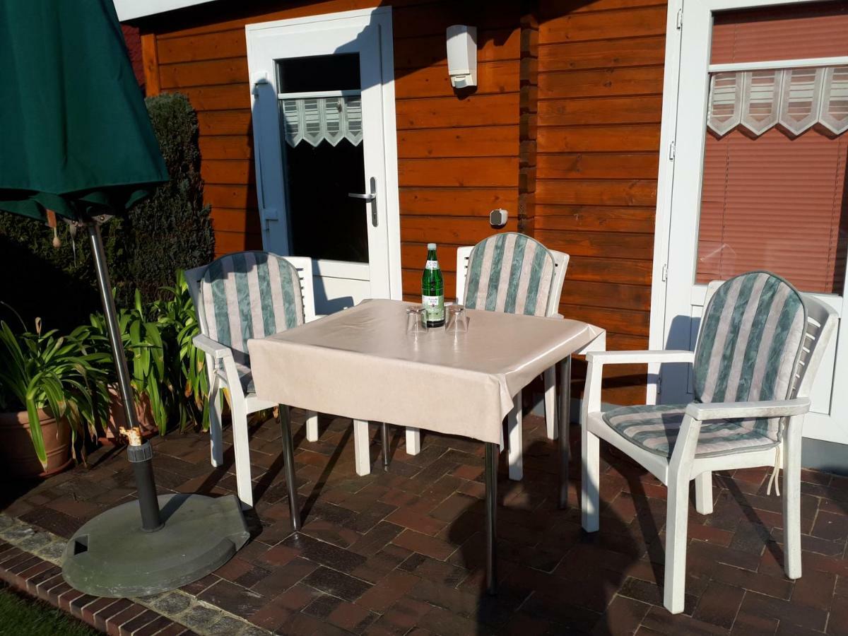 Preisbewusste Ferienwohnung Fuer 2 Personen U. Kleinkind Utarp Esterno foto