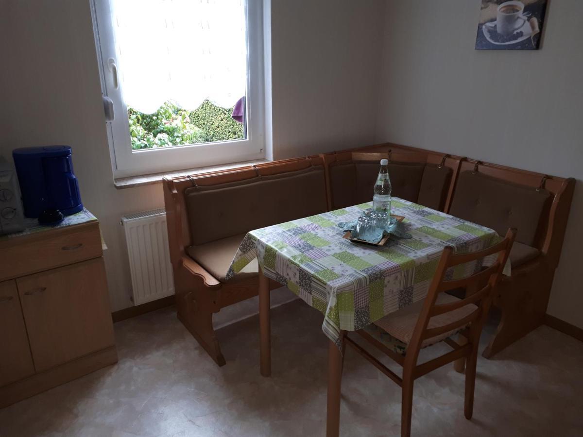 Preisbewusste Ferienwohnung Fuer 2 Personen U. Kleinkind Utarp Esterno foto