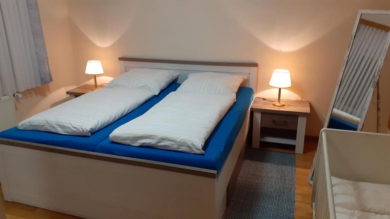 Preisbewusste Ferienwohnung Fuer 2 Personen U. Kleinkind Utarp Esterno foto